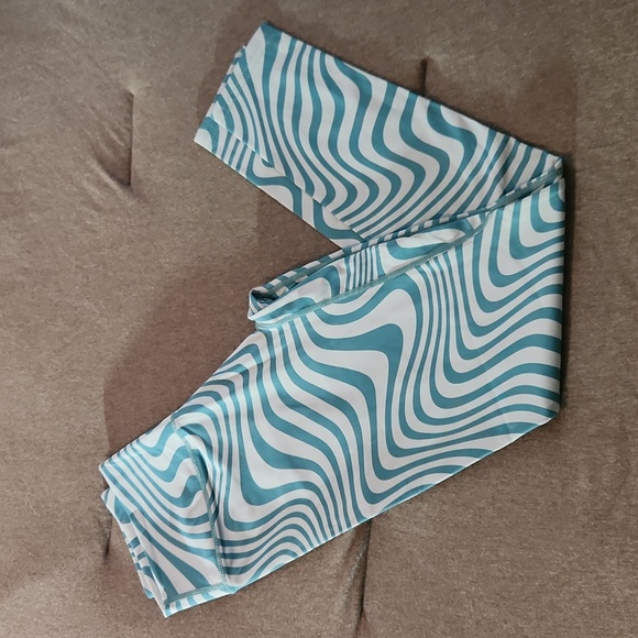 Balance Athletica - Picture 3 of 5